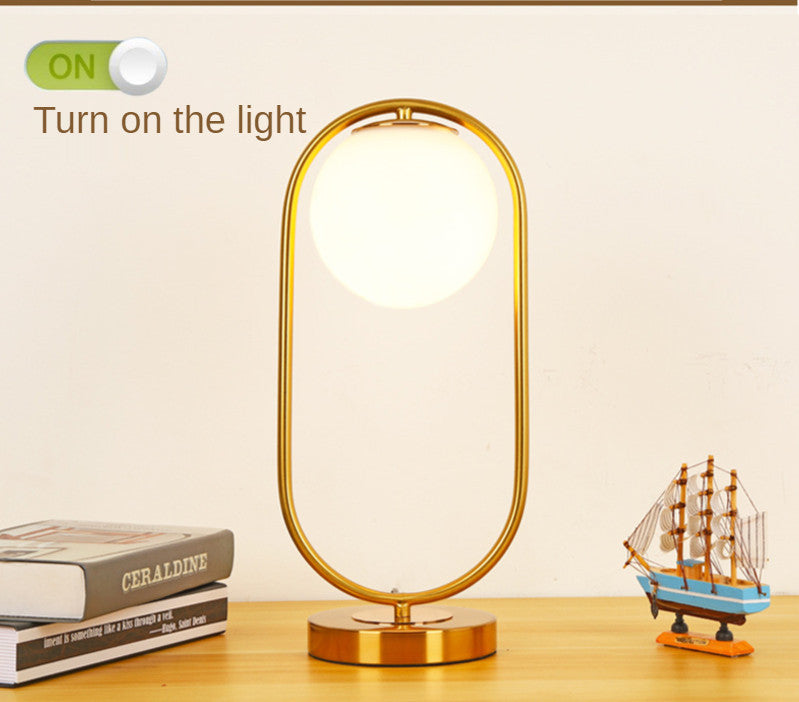 Ovale Tischlampe