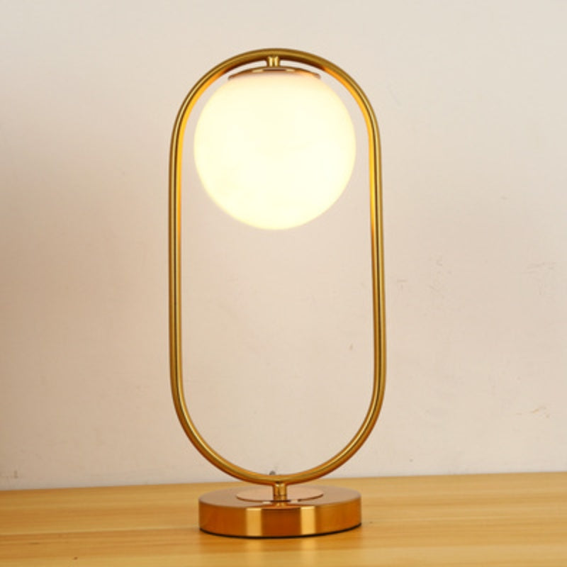 Ovale Tischlampe