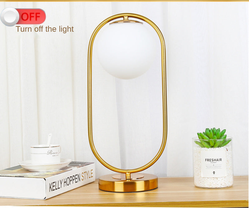 Ovale Tischlampe