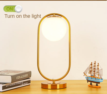 Ovale Tischlampe