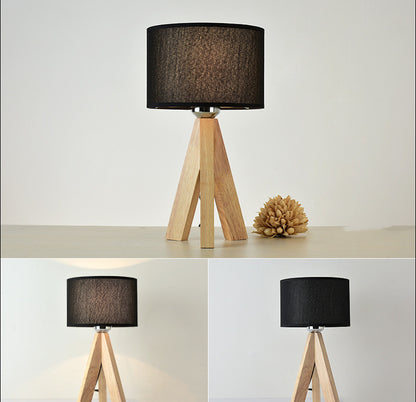 Hölzerne Tischlampe