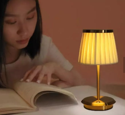 Antike Tischlampe